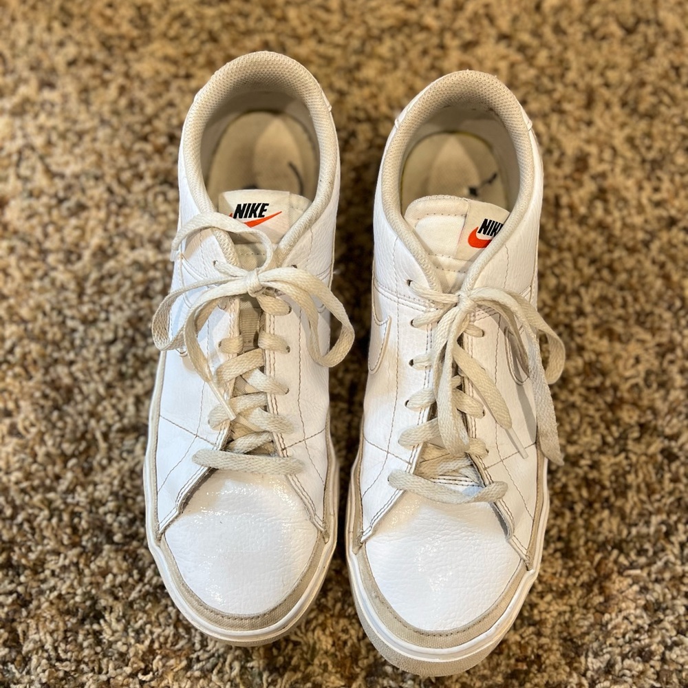 Nike Court Legacy Sneakers